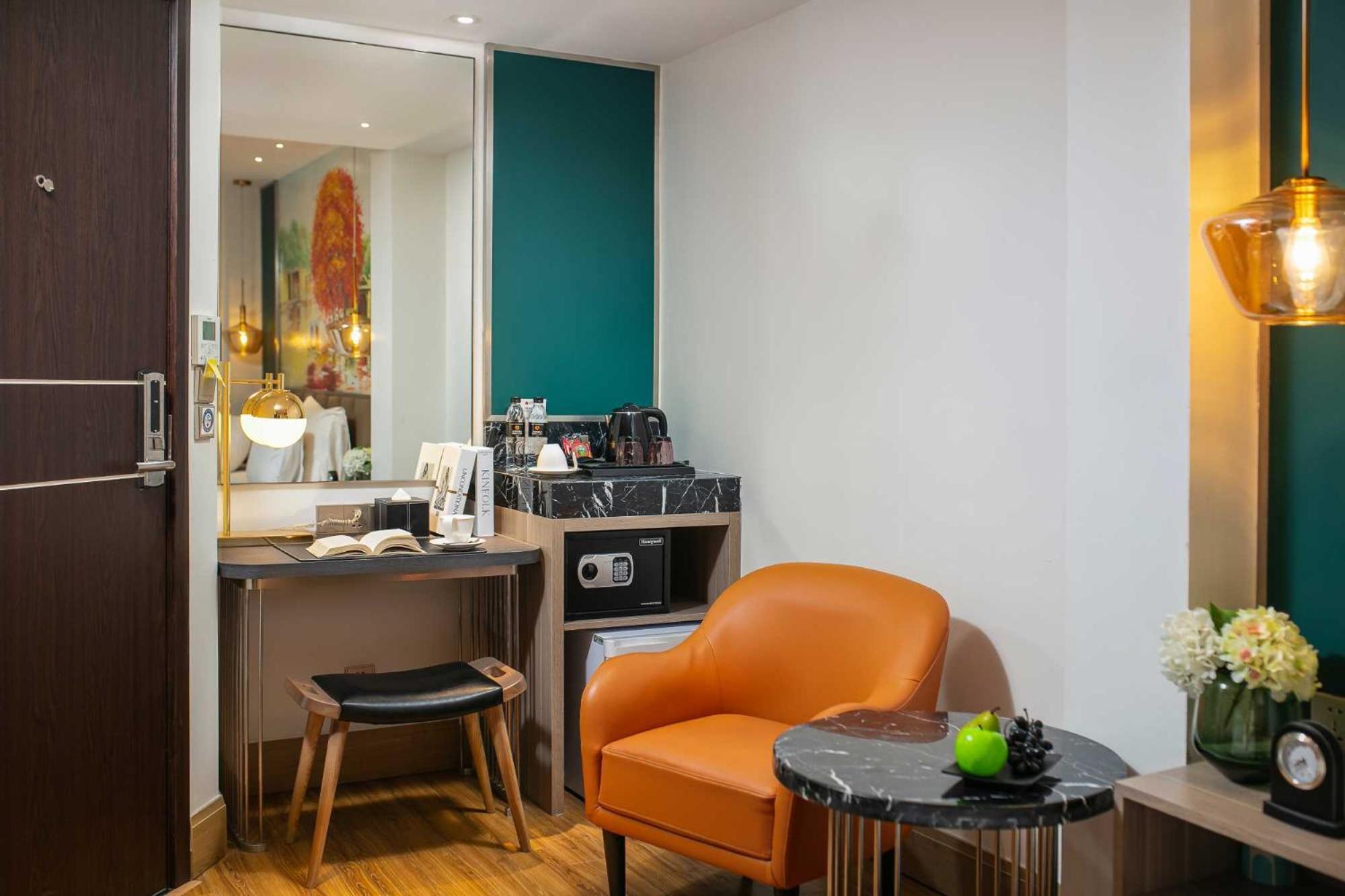 Aurora Premium - A Lifestyle Hotel Ханой Экстерьер фото